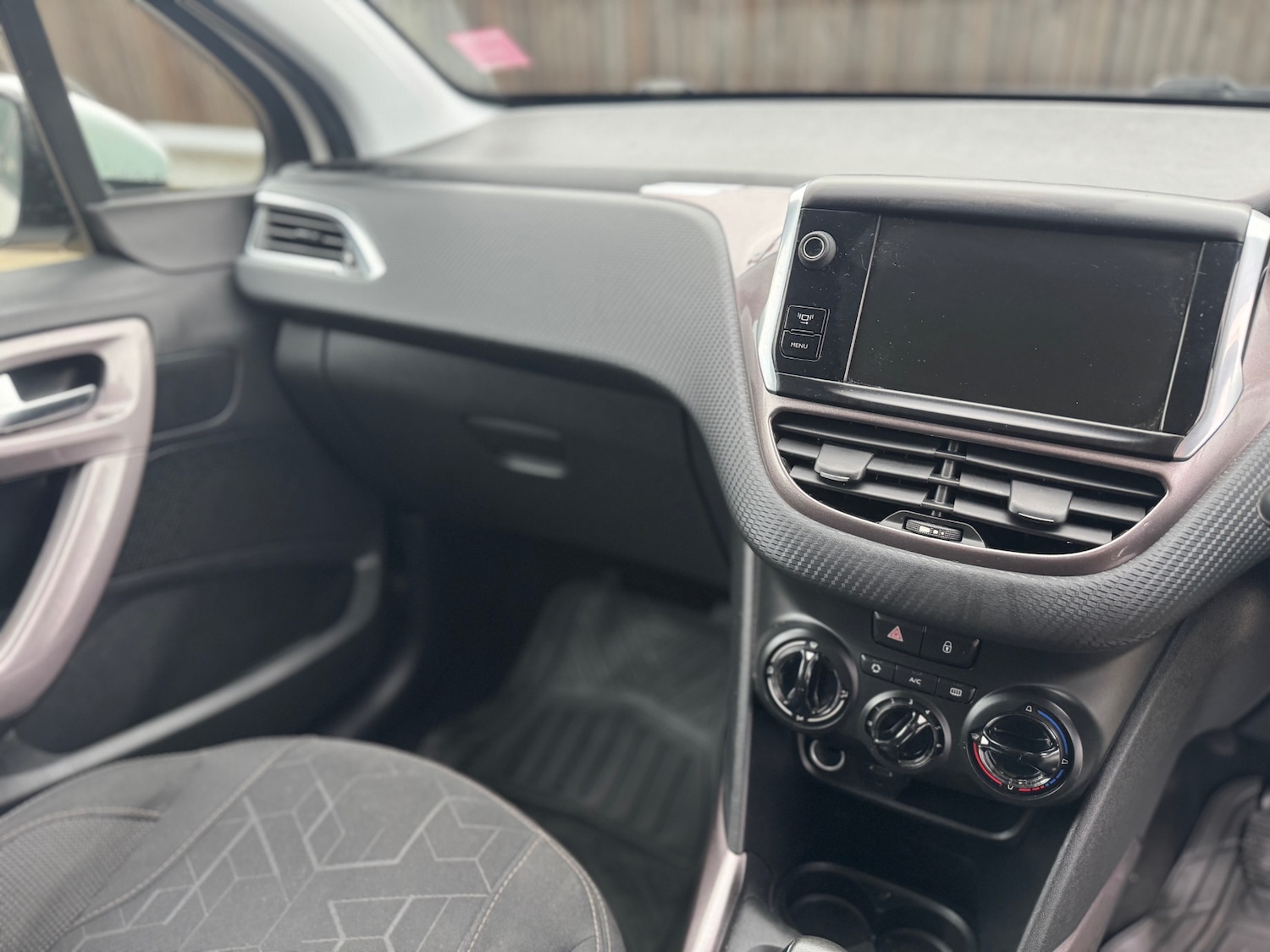 Used Peugeot 2008 2013 for sale - 76982710: Photo 14