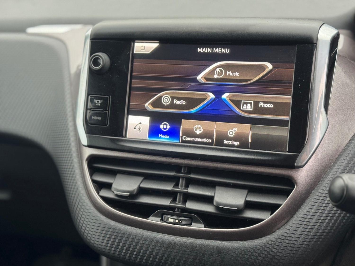 Used Peugeot 2008 2013 for sale - 76982710: Photo 16