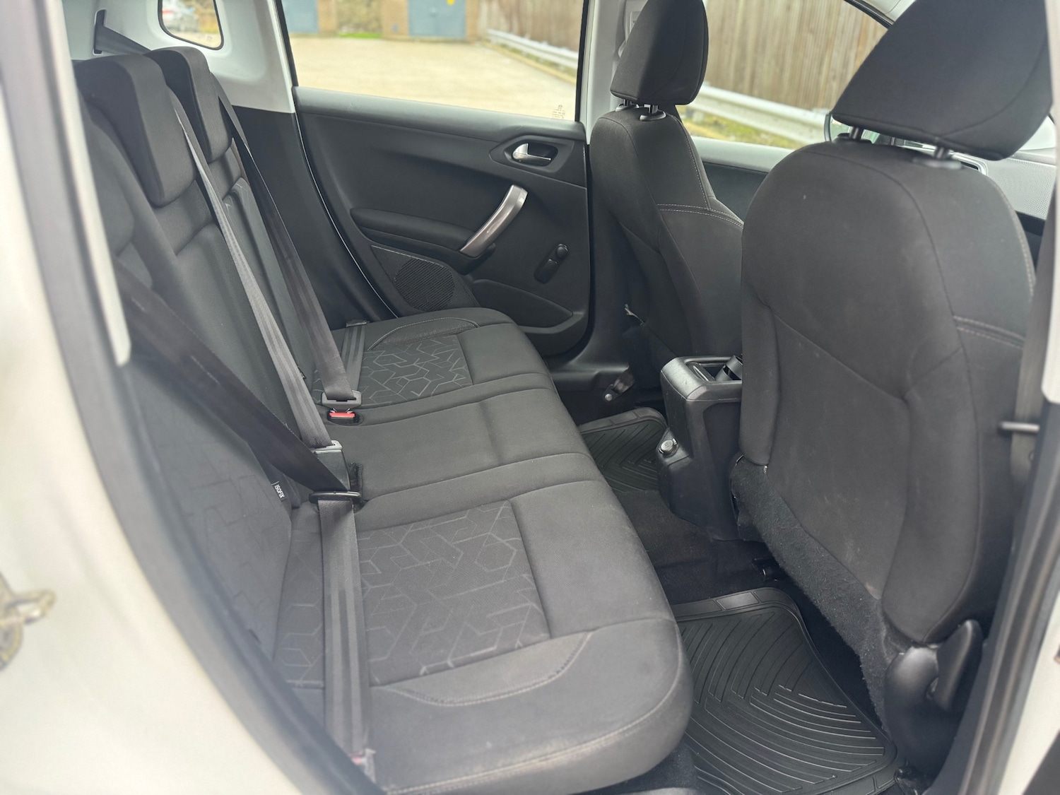 Used Peugeot 2008 2013 for sale - 76982710: Photo 17