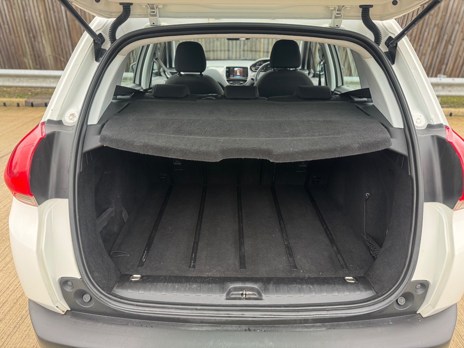 Used Peugeot 2008 2013 for sale - 76982710: Photo 19