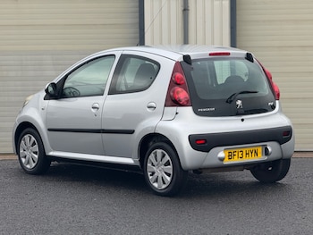 Used Peugeot 107 2013 for sale - 77490416: Photo