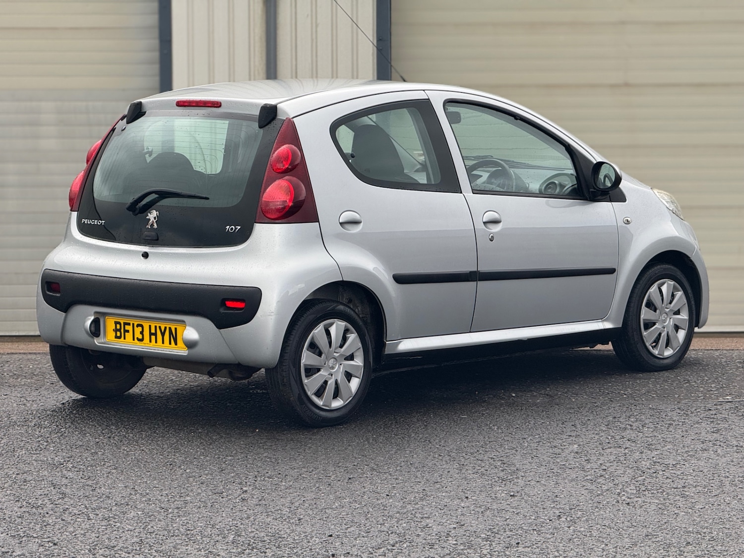 Used Peugeot 107 2013 for sale - 77490416: Photo 5