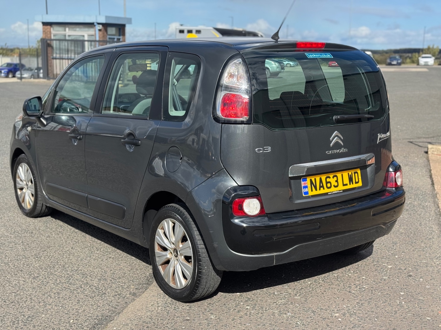 Vehicle 7