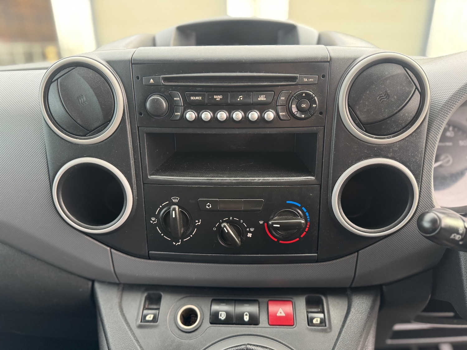 Used Citroen Berlingo 2012 for sale - 76682423: Photo 17