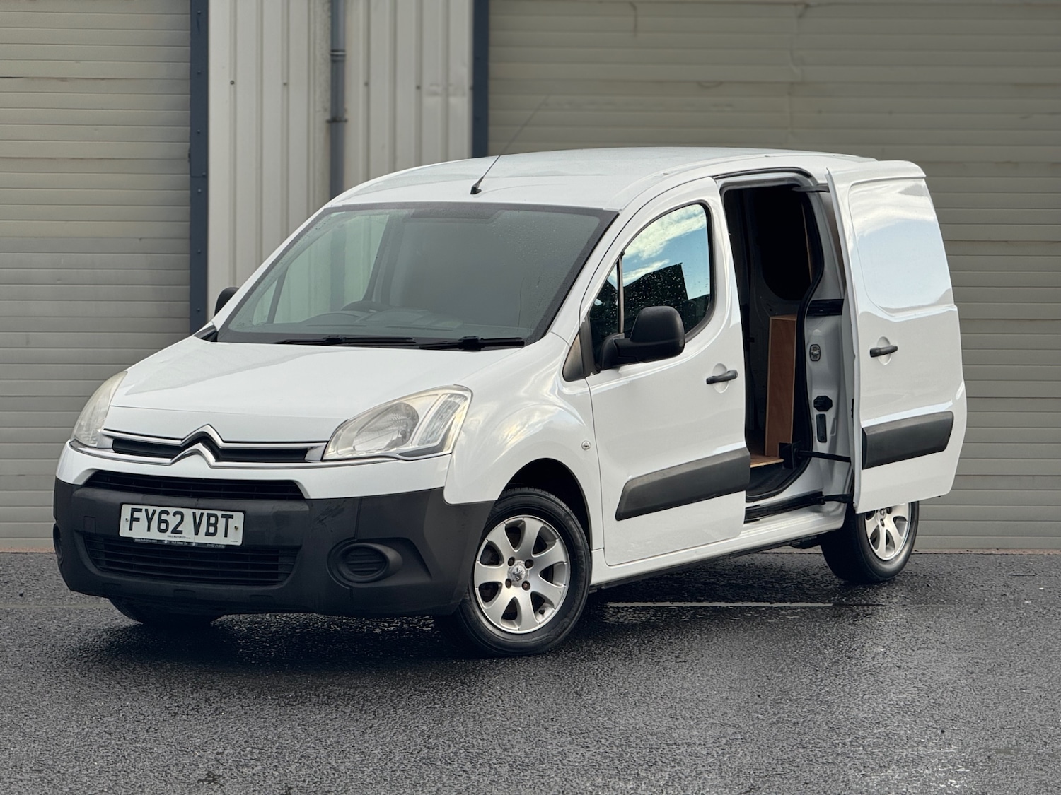 Used Citroen Berlingo 2012 for sale - 76682423: Photo 3