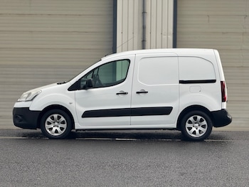 Used Citroen Berlingo 2012 for sale - 76682423: Photo