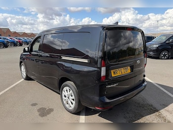 Used Ford Transit Connect 2025 for sale - 79617389: Photo