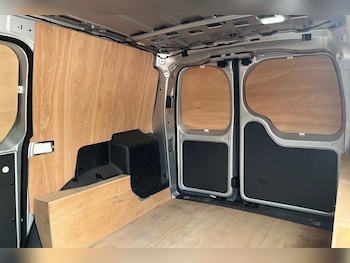 Used Ford Transit Connect 2025 for sale - 79307411: Photo