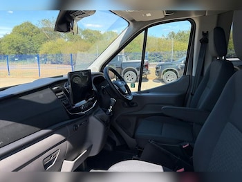 Used Ford Transit 2025 for sale - 79512402: Photo