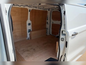 Used Ford Transit Custom 2025 for sale - 79516110: Photo