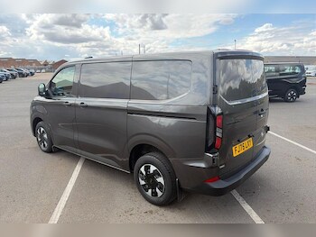 Used Ford Transit Custom 2025 for sale - 79617385: Photo