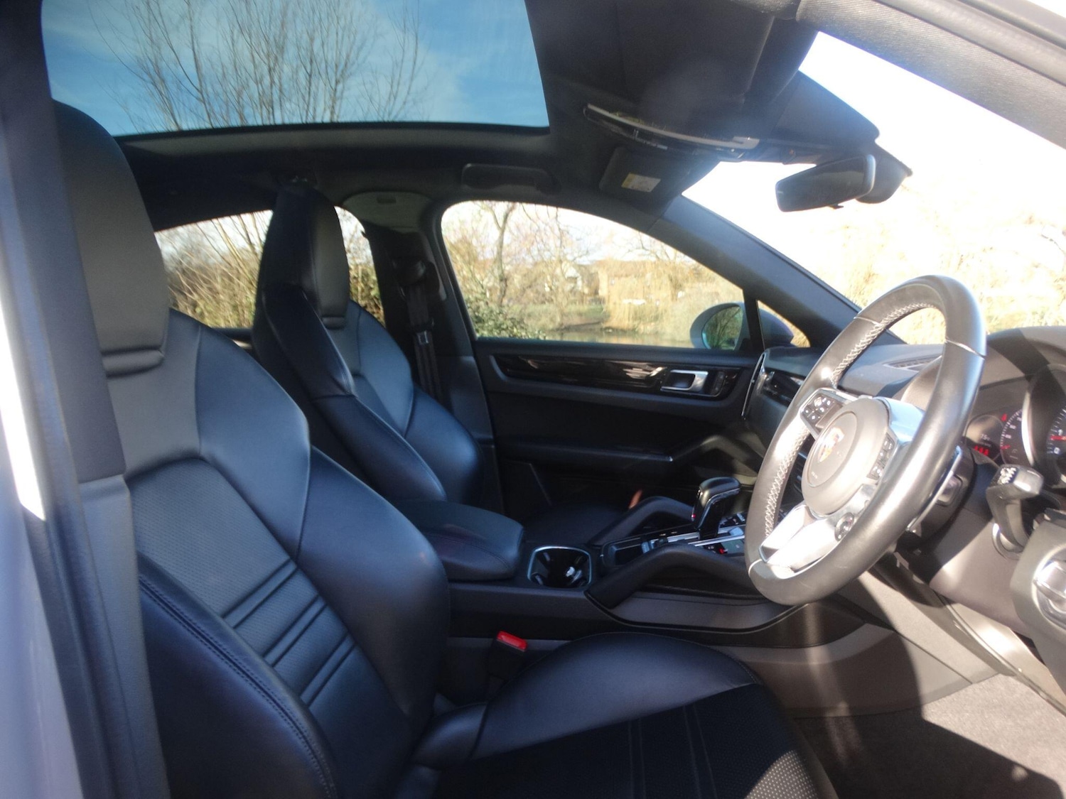 Used Porsche Cayenne 2021 for sale - 77190856: Photo 17