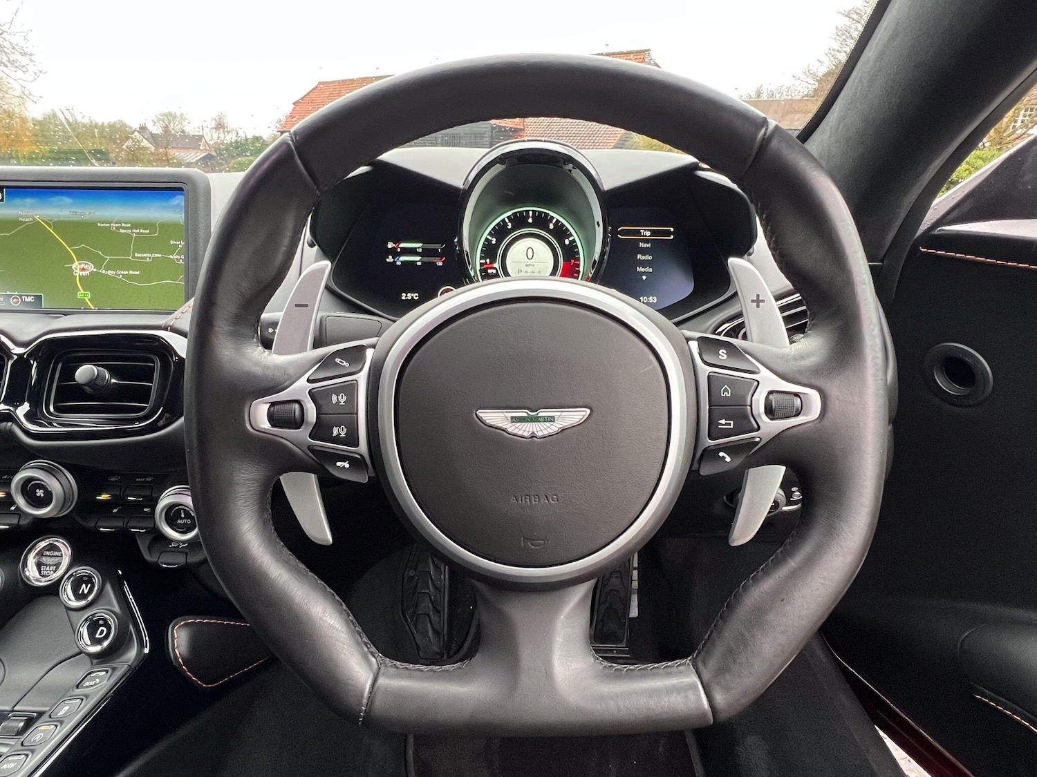 Used Aston Martin Vantage 2018 for sale - 77156735: Photo 7
