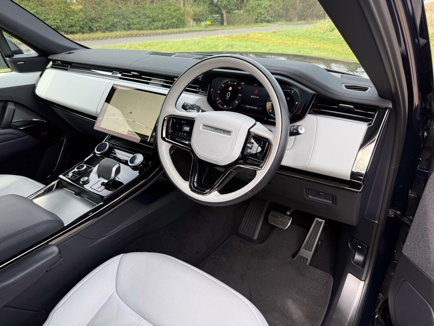 Used Land Rover Range Rover Sport 2023 for sale - 77883164: Photo 15