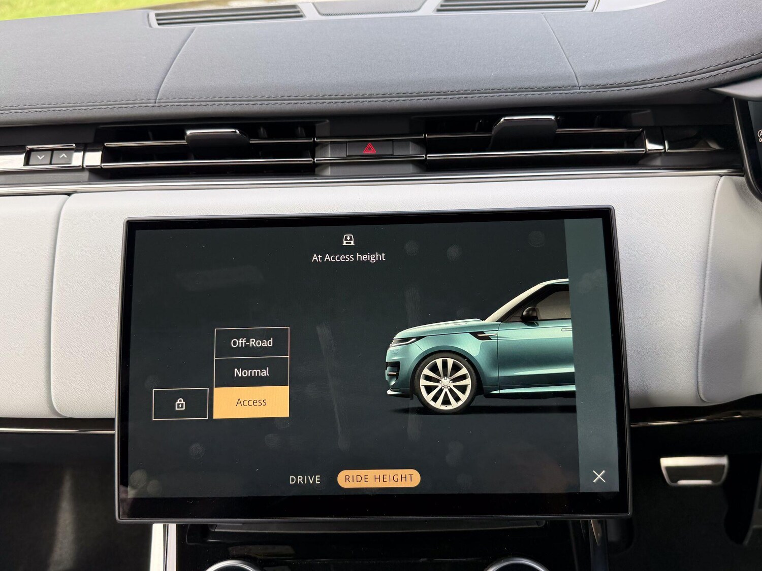 Used Land Rover Range Rover Sport 2023 for sale - 77883164: Photo 28