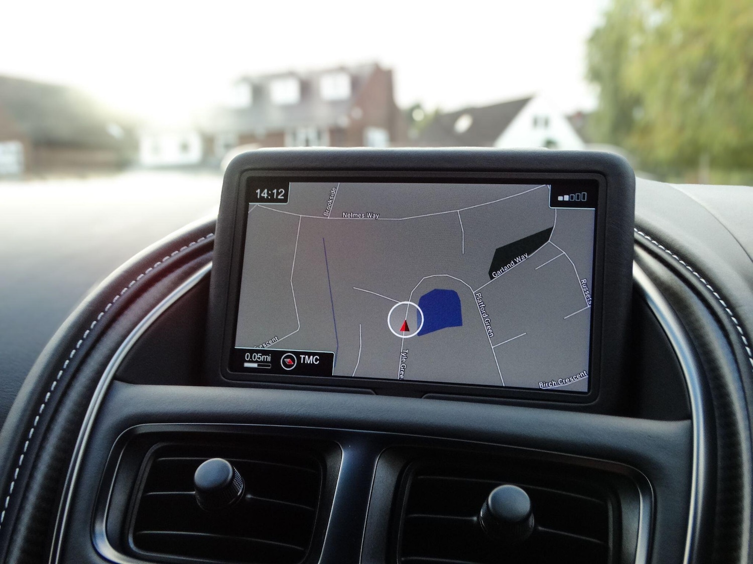 Used Aston Martin DBS 2024 for sale - 76658956: Photo 32