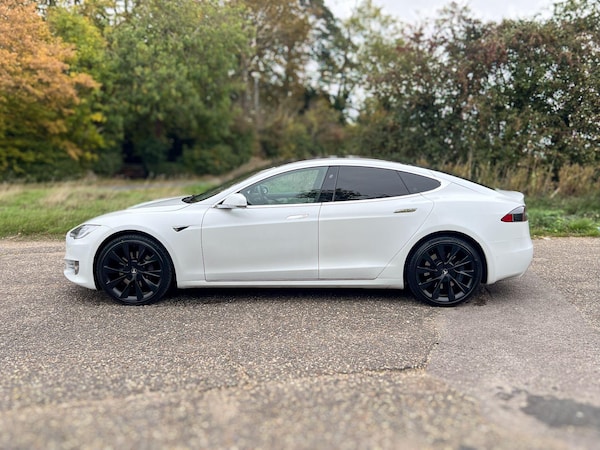 Used Tesla Model S 2020 for sale - 76201259: Photo 2