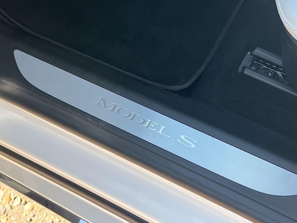 Used Tesla Model S 2020 for sale - 76201259: Photo 8