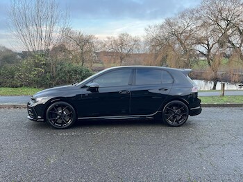 Used Volkswagen Golf 2024 for sale - 77029234: Photo