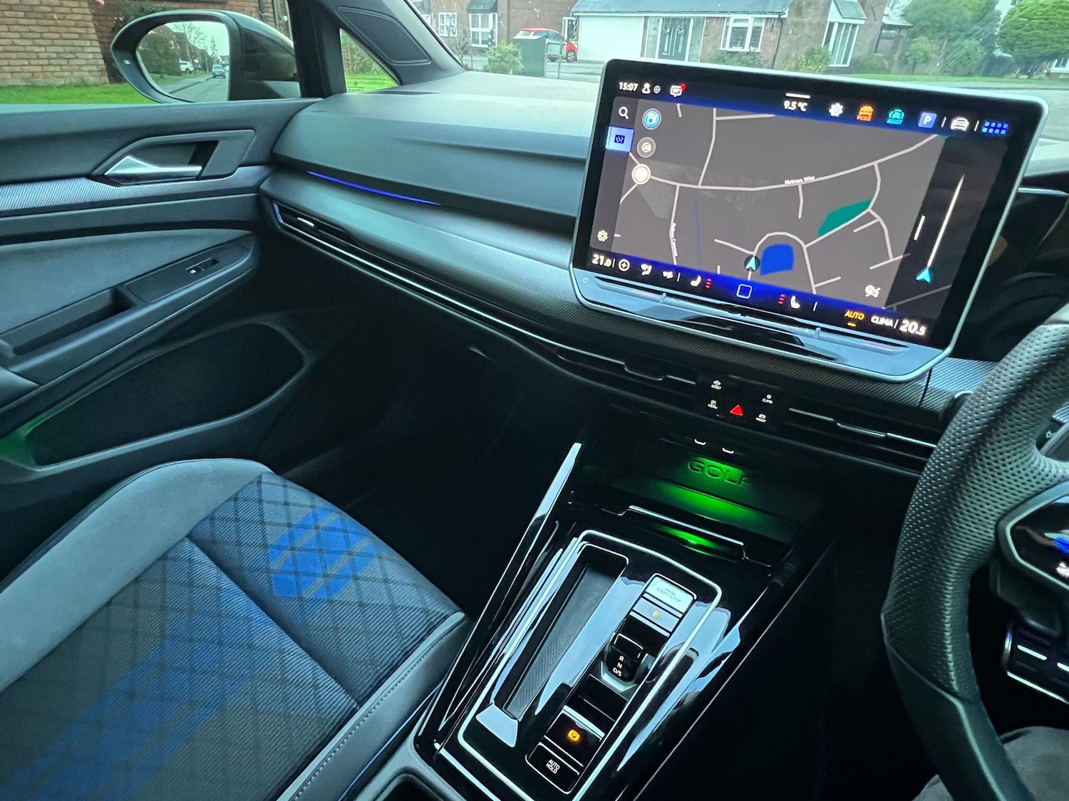 Used Volkswagen Golf 2024 for sale - 77029234: Photo 6