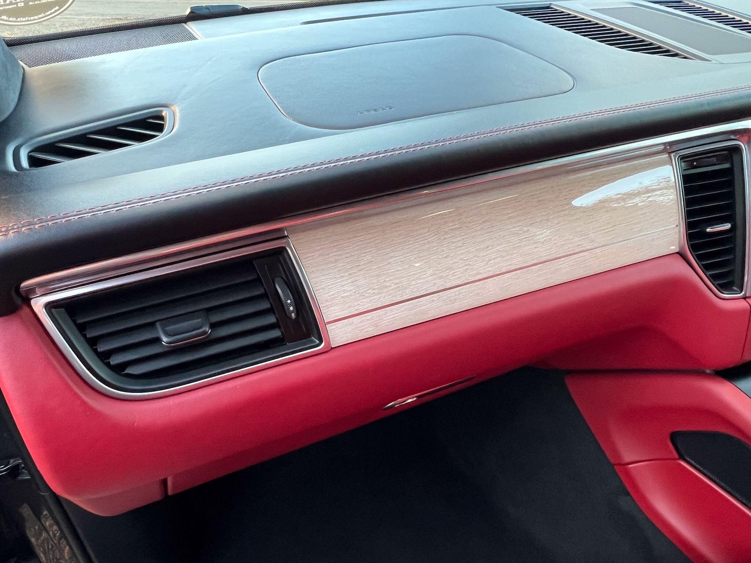 Used Porsche Macan 2017 for sale - 76823863: Photo 18