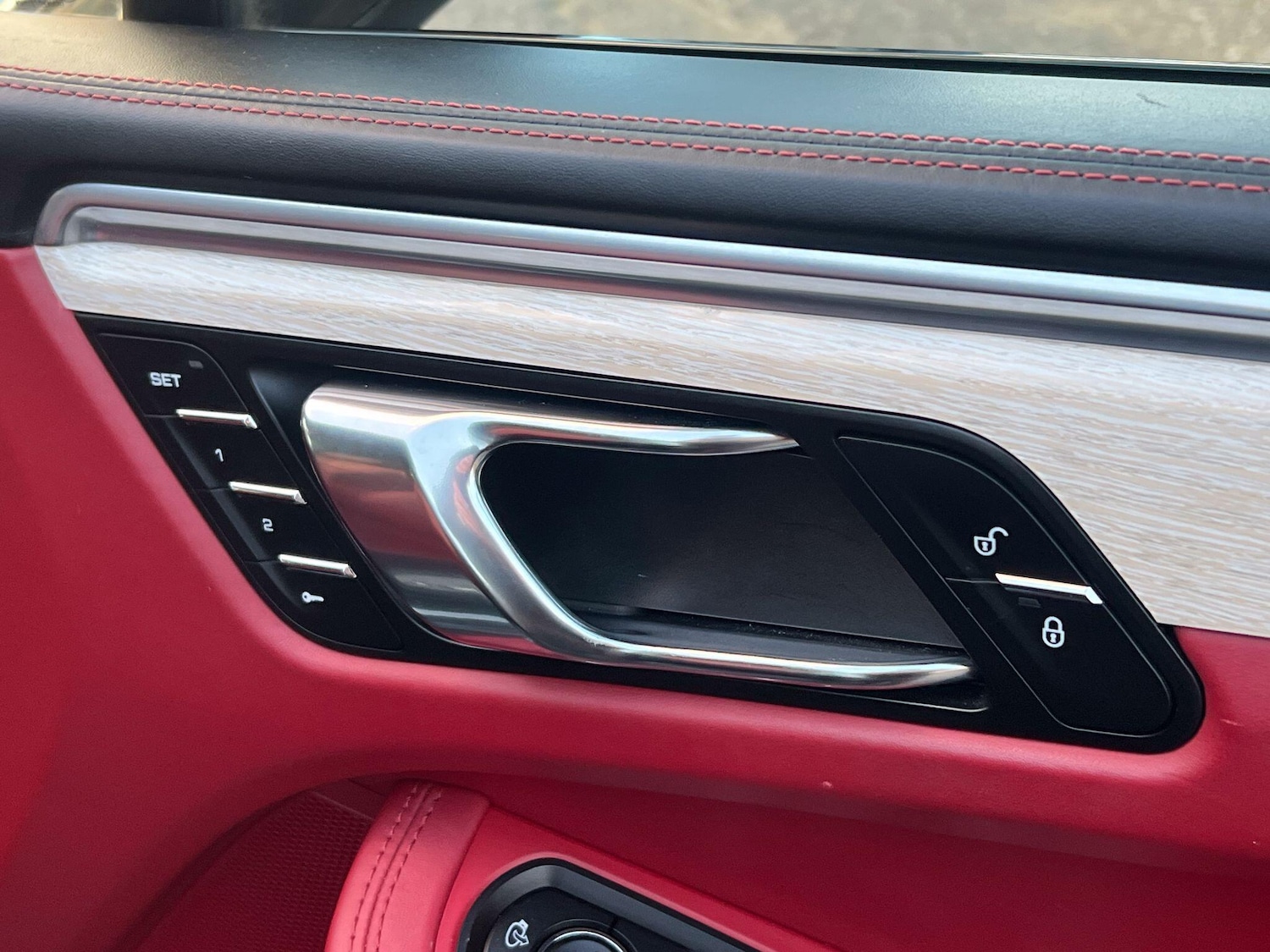 Used Porsche Macan 2017 for sale - 76823863: Photo 20