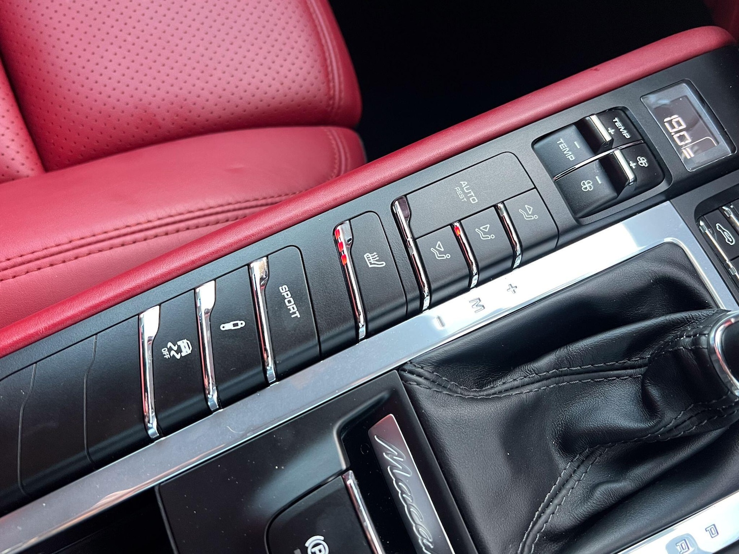 Used Porsche Macan 2017 for sale - 76823863: Photo 29