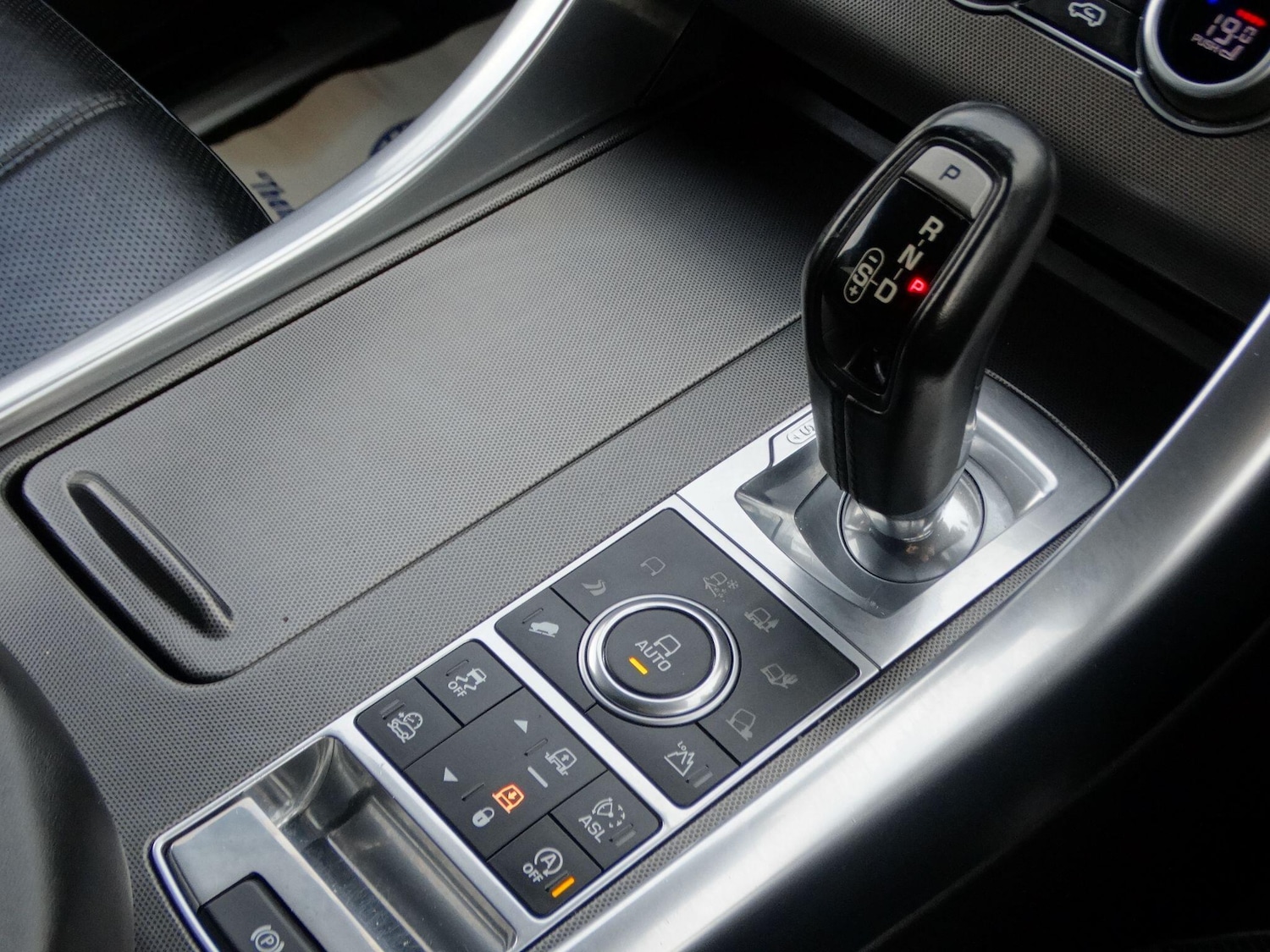 Used Land Rover Range Rover Sport 2016 for sale - 76499394: Photo 25