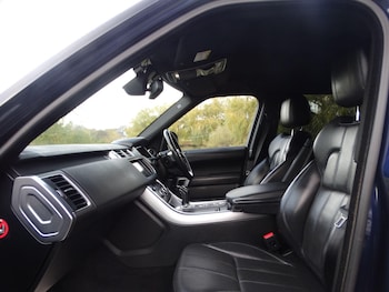 Used Land Rover Range Rover Sport 2016 for sale - 76499394: Photo