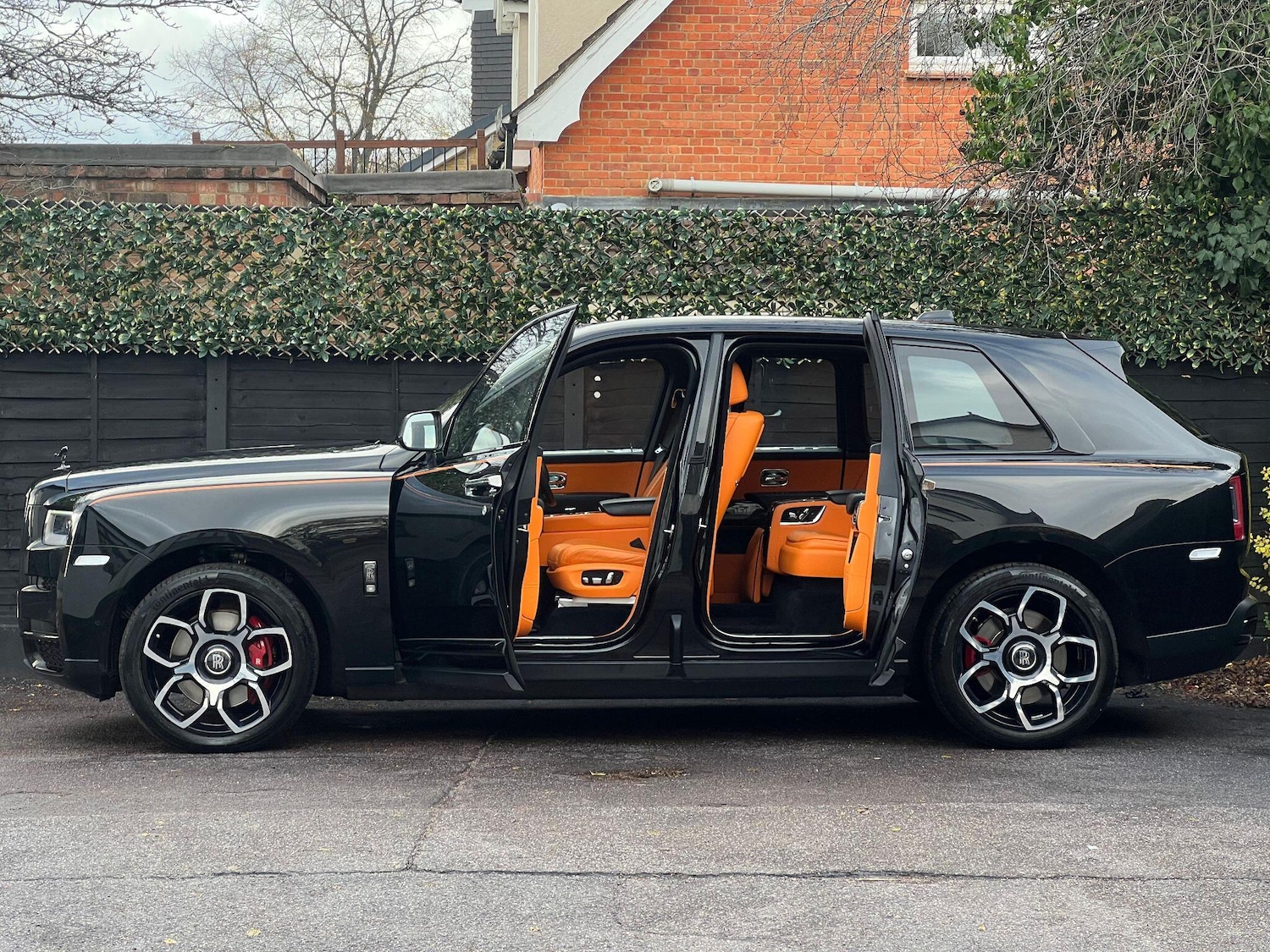 Used Rolls-Royce Cullinan 2021 for sale - 77040115: Photo 3