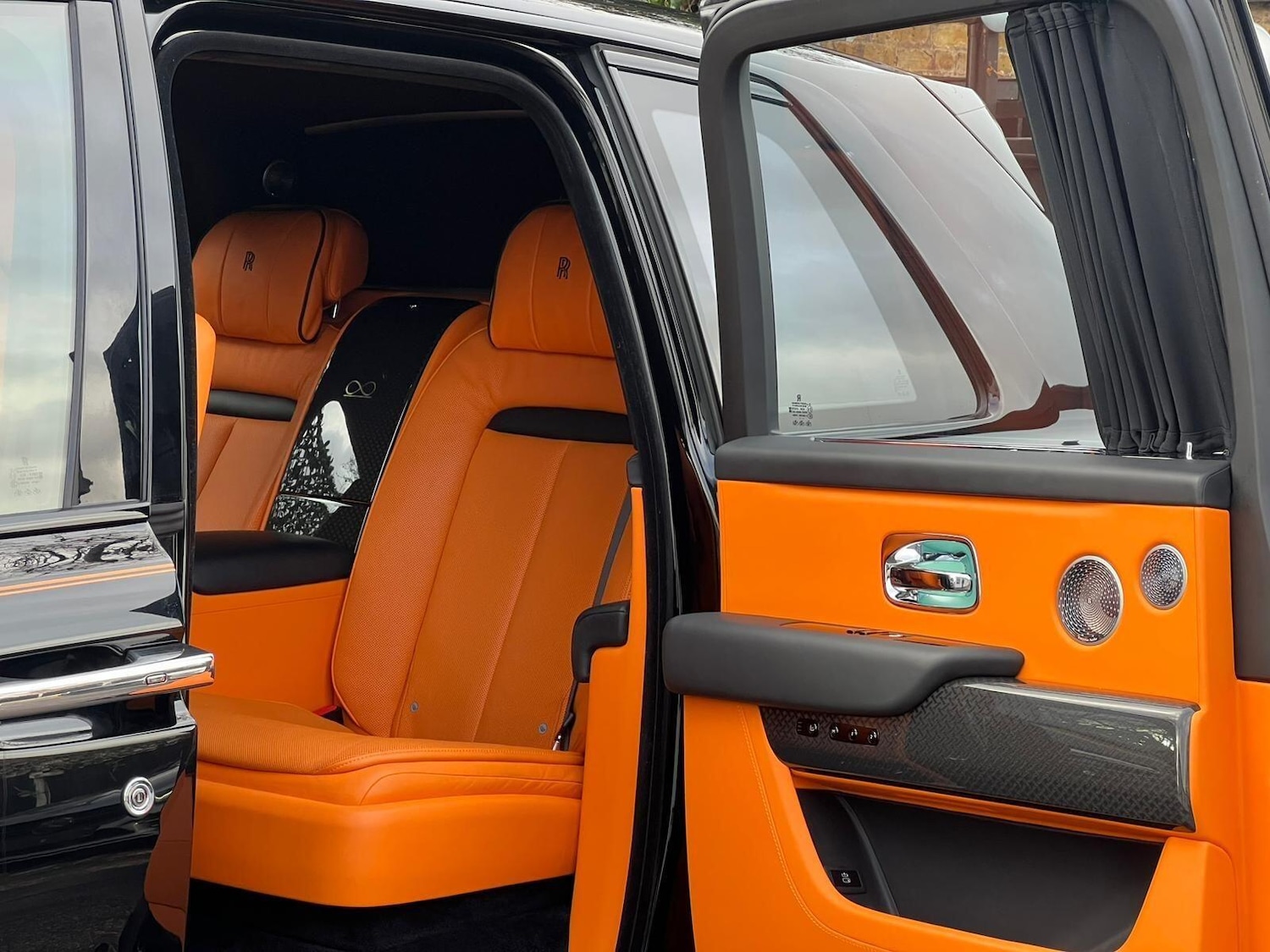 Used Rolls-Royce Cullinan 2021 for sale - 77040115: Photo 6