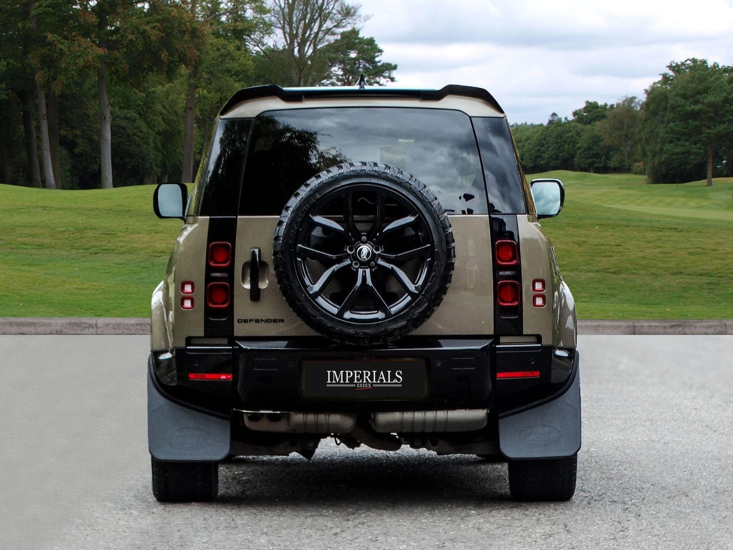 Used Land Rover Defender 90 2024 for sale - 76295050: Photo 11