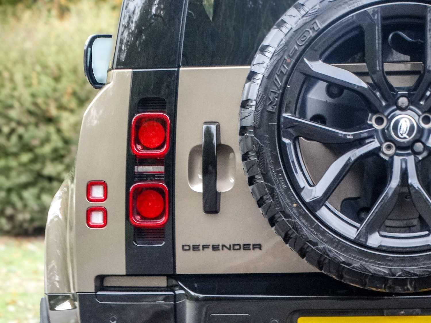 Used Land Rover Defender 90 2024 for sale - 76295050: Photo 12