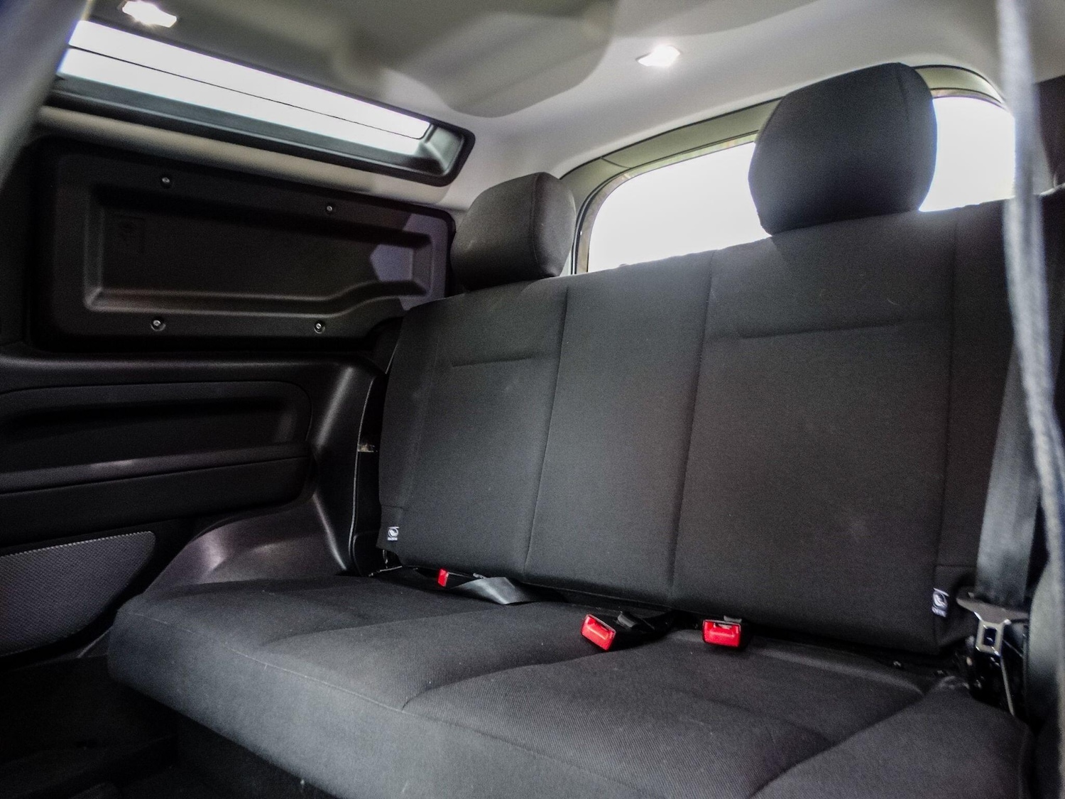 Used Land Rover Defender 90 2024 for sale - 76295050: Photo 15