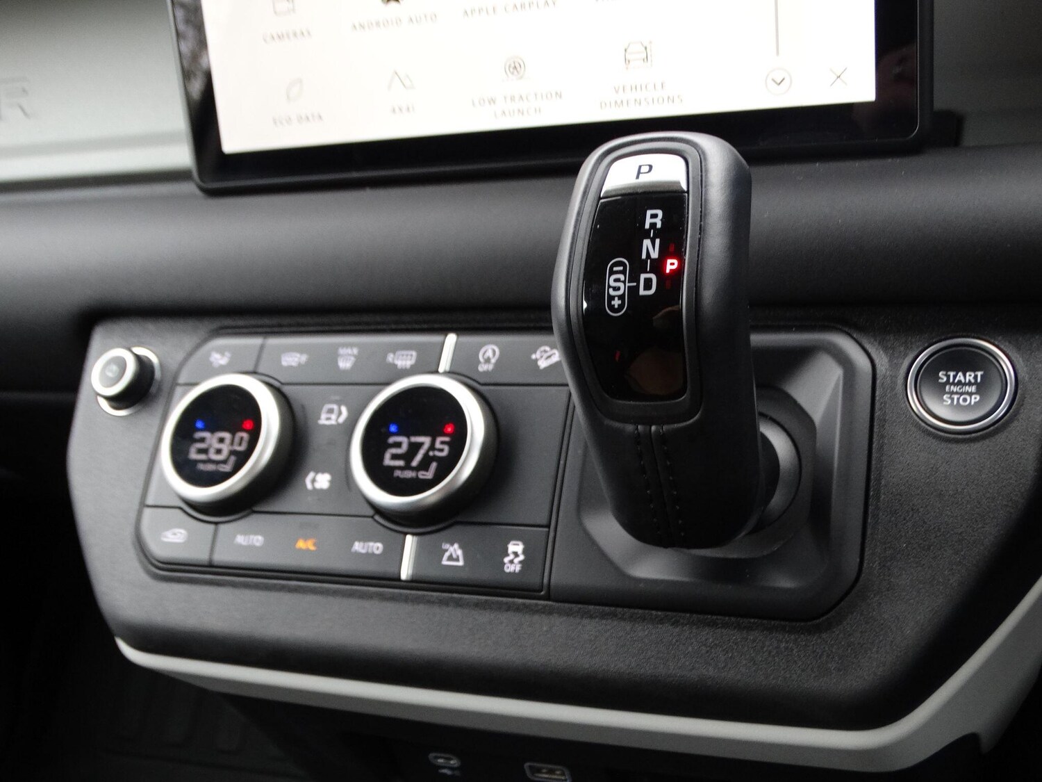 Used Land Rover Defender 90 2024 for sale - 76295050: Photo 29