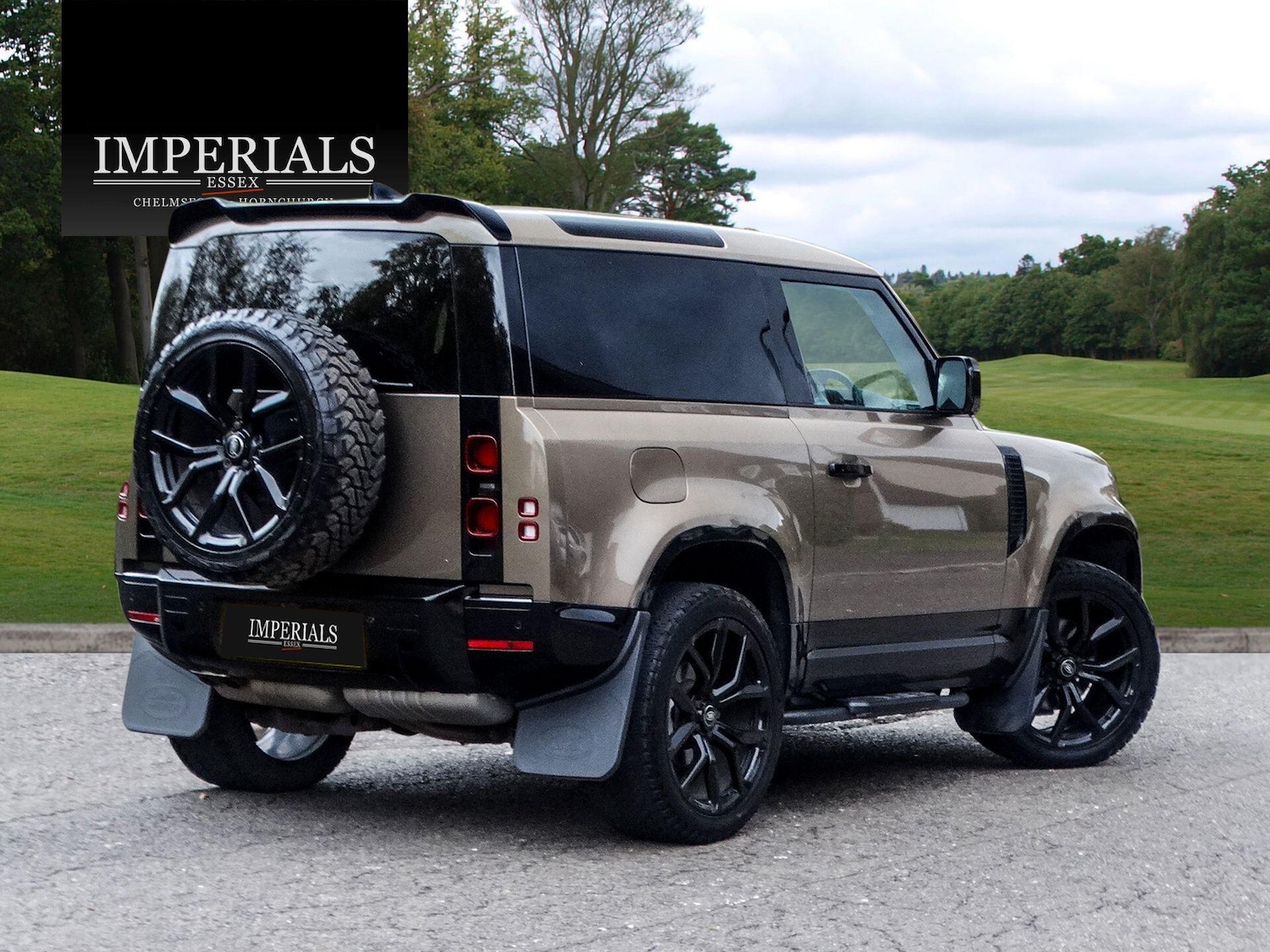 Used Land Rover Defender 90 2024 for sale - 76295050: Photo 4