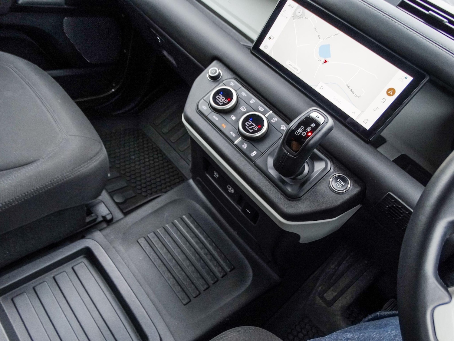 Used Land Rover Defender 90 2024 for sale - 76295050: Photo 6