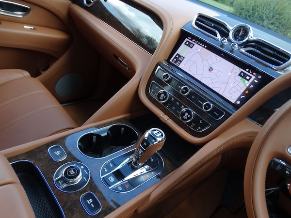 Used Bentley Bentayga 2021 for sale - 75657552: Photo 6