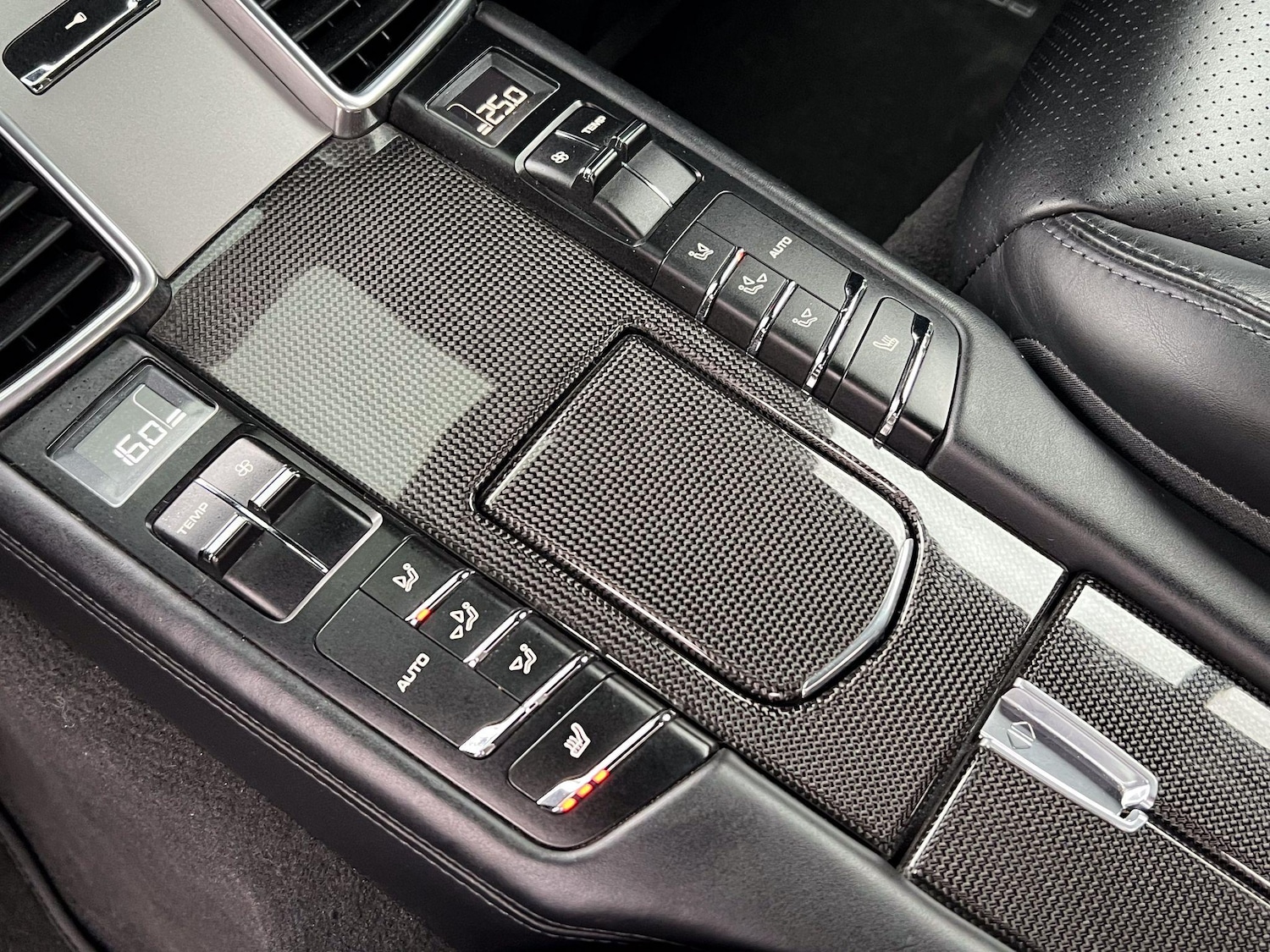 Used Porsche Panamera 2011 for sale - 76786561: Photo 16