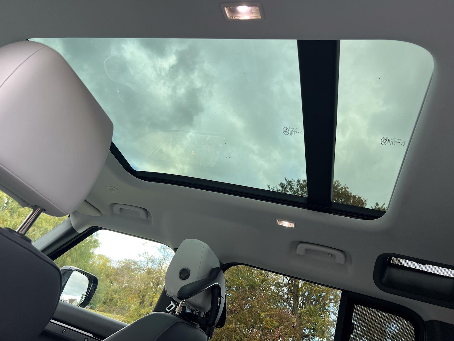 Used Land Rover Defender 110 2024 for sale - 76371288: Photo 15