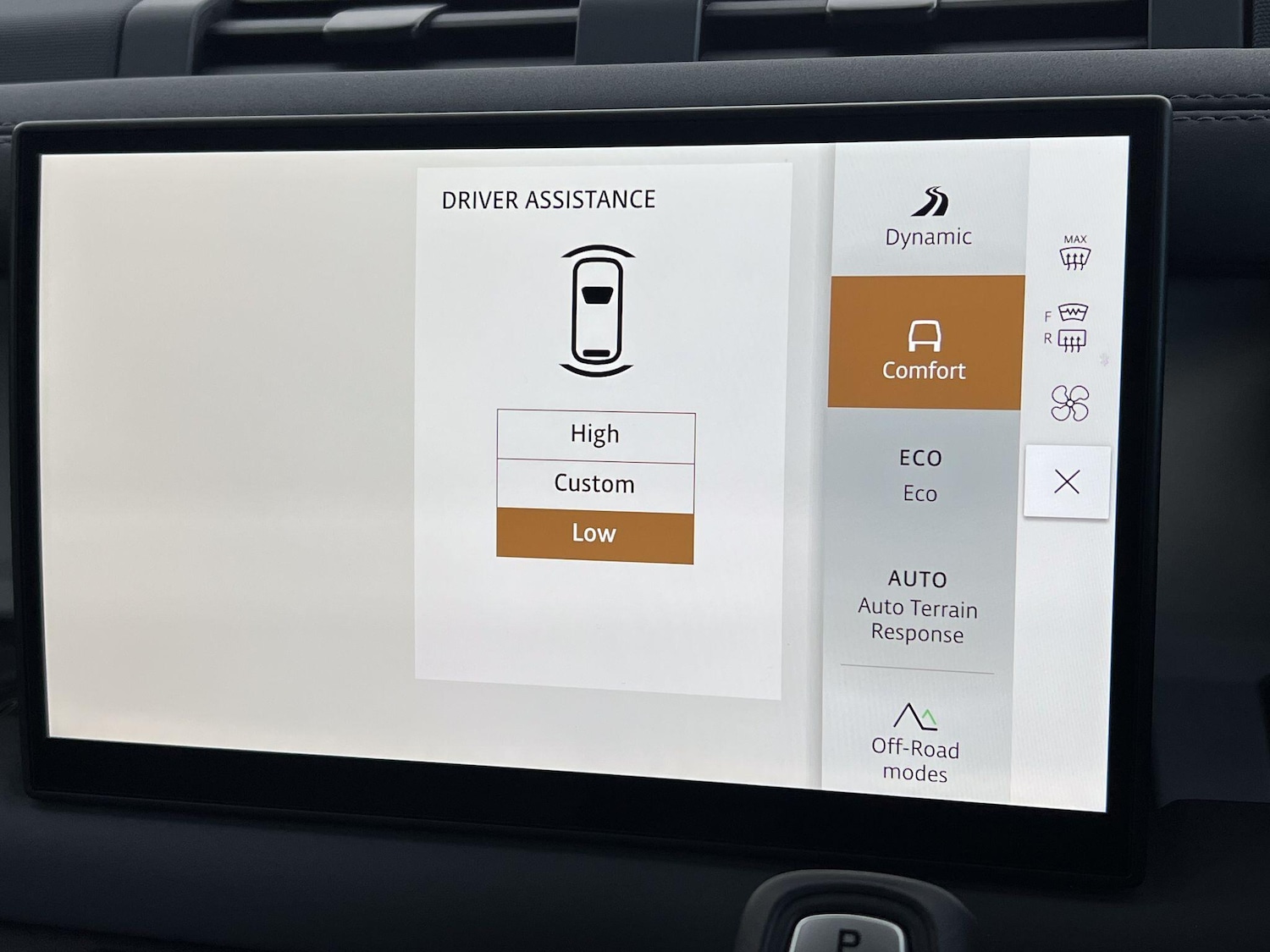 Used Land Rover Defender 110 2024 for sale - 76371288: Photo 38