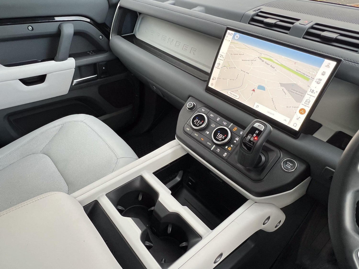 Used Land Rover Defender 110 2024 for sale - 76371288: Photo 6