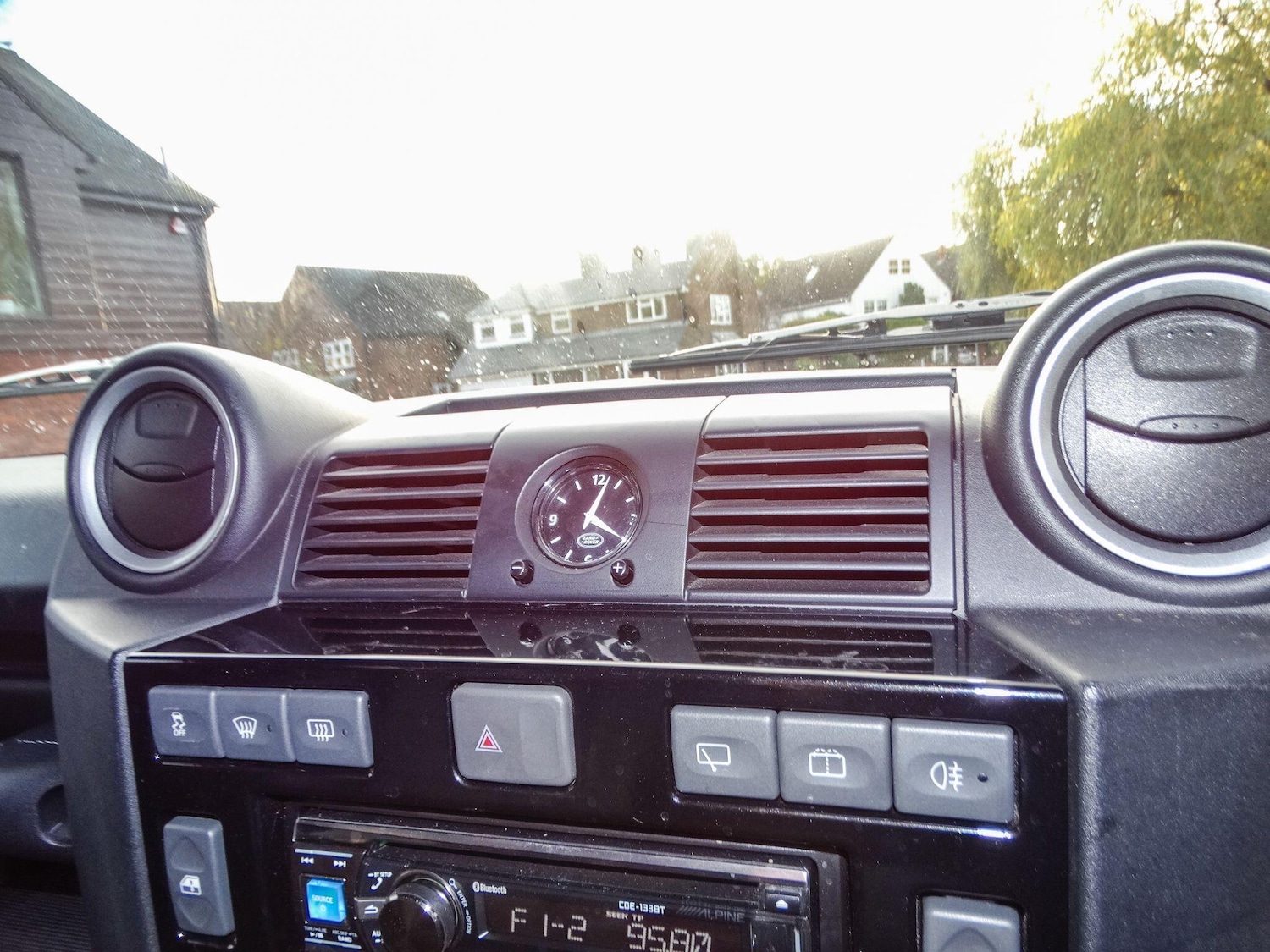 Used Land Rover Defender 90 2015 for sale - 76659064: Photo 20