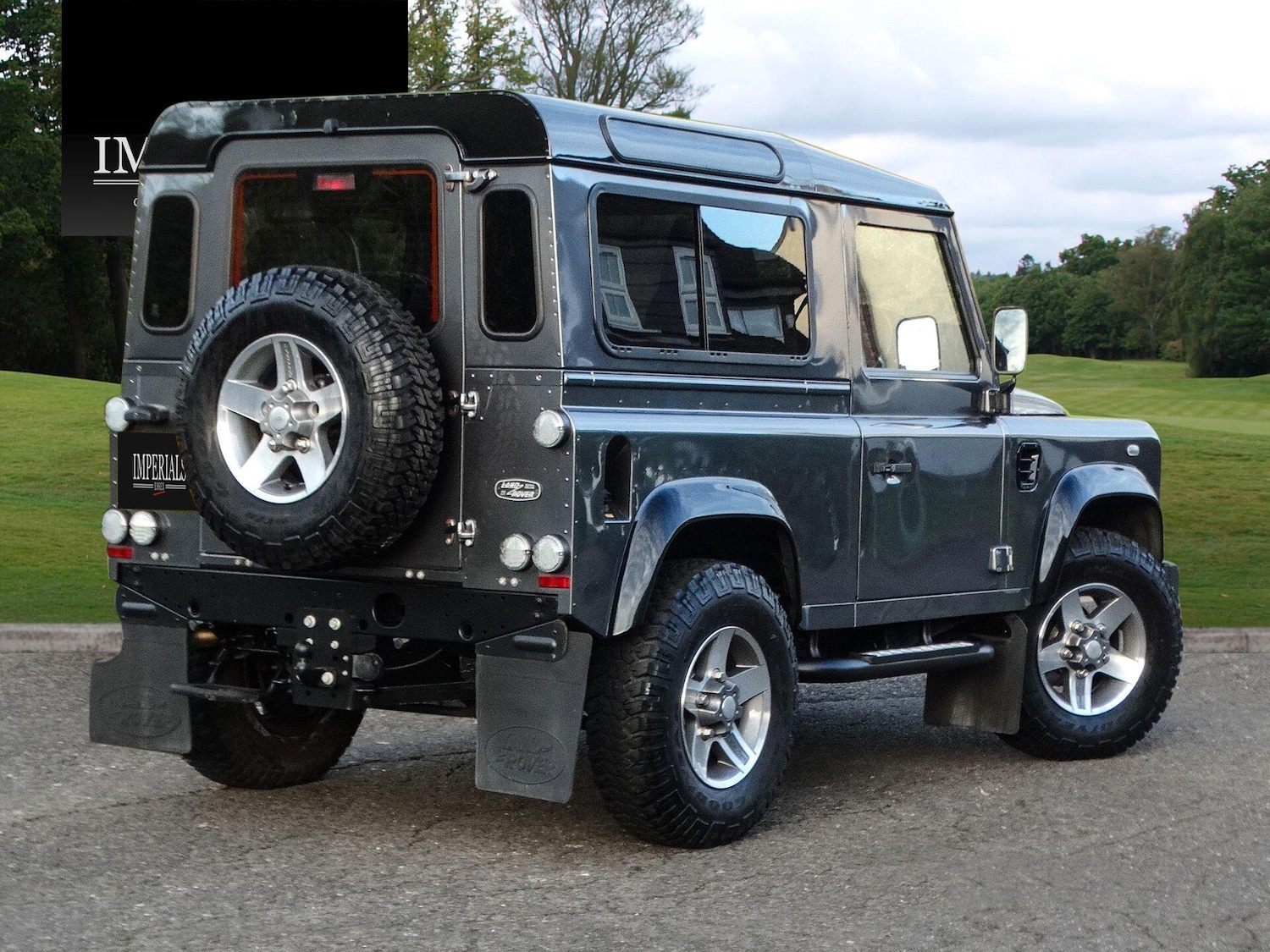 Used Land Rover Defender 90 2015 for sale - 76659064: Photo 4