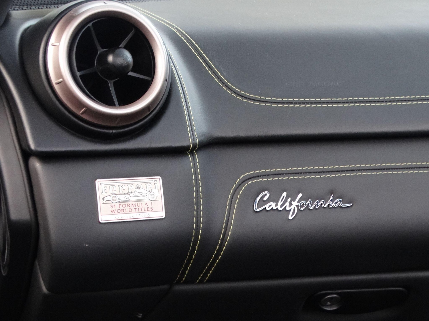 Used Ferrari California 2010 for sale - 76585035: Photo 17