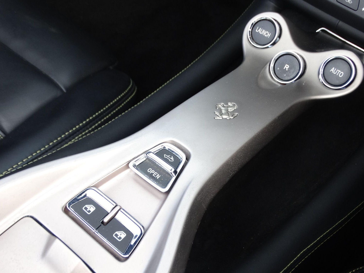 Used Ferrari California 2010 for sale - 76585035: Photo 28