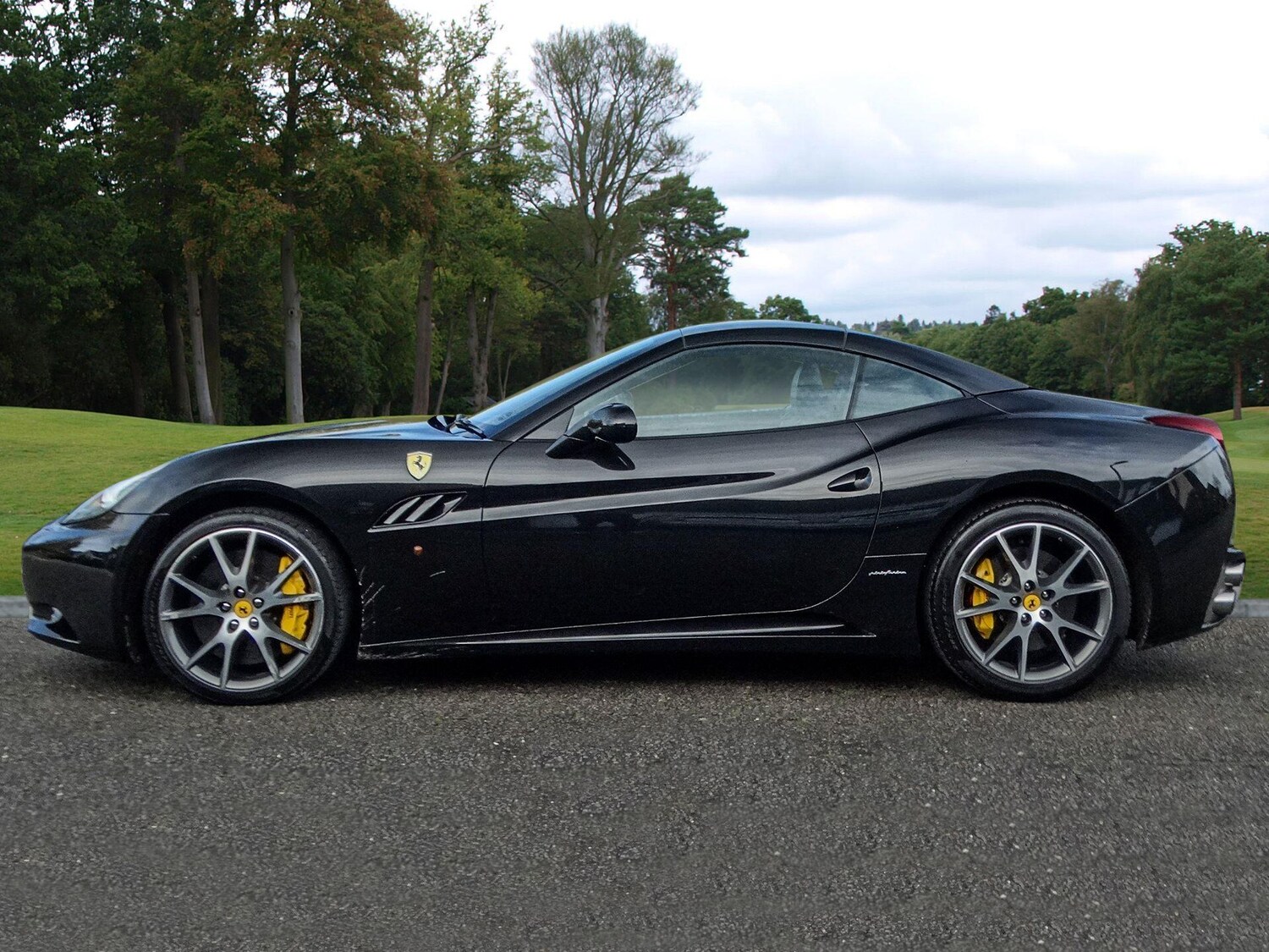 Used Ferrari California 2010 for sale - 76585035: Photo 37