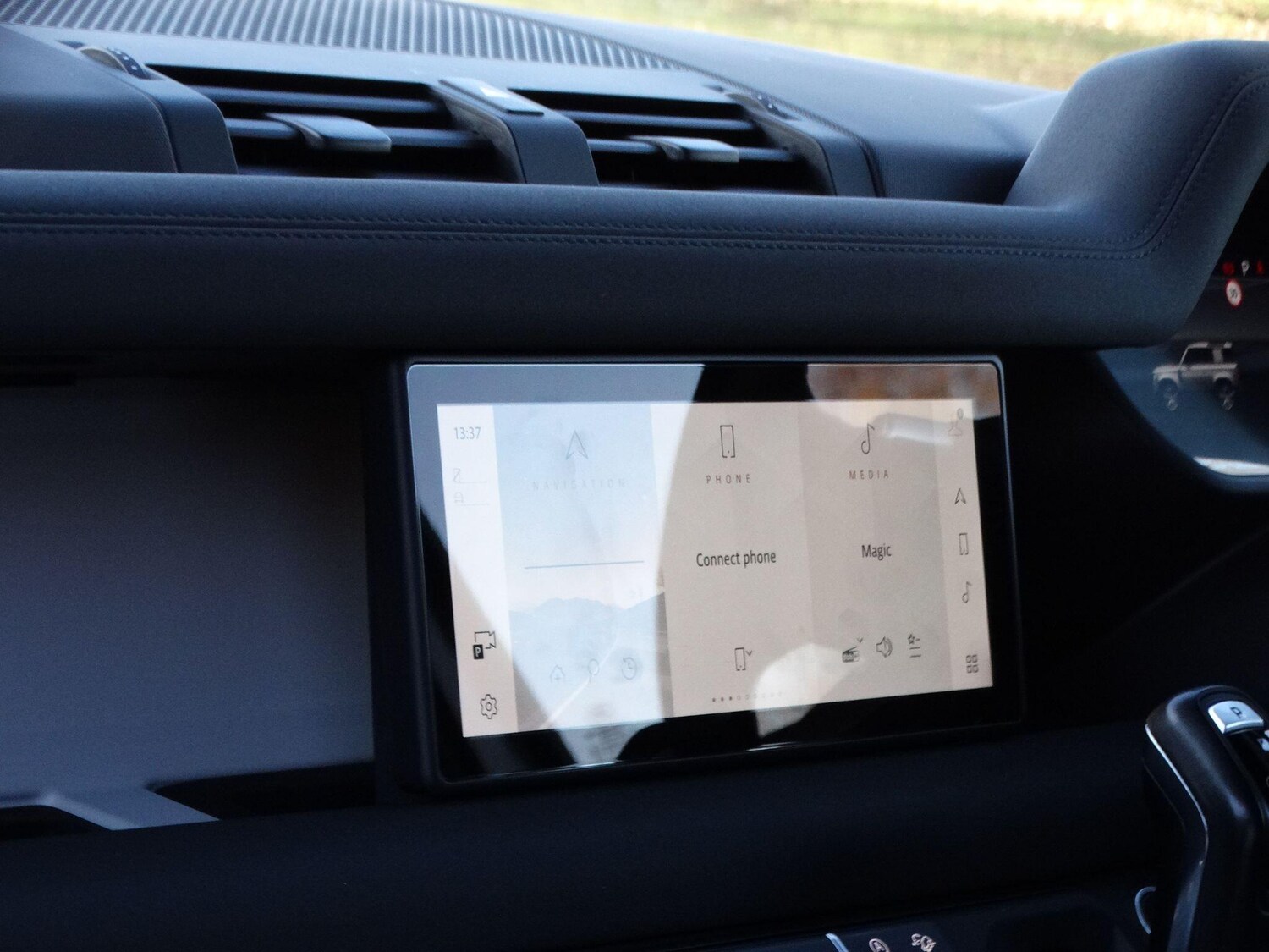 Used Land Rover Defender 2021 for sale - 77570459: Photo 19