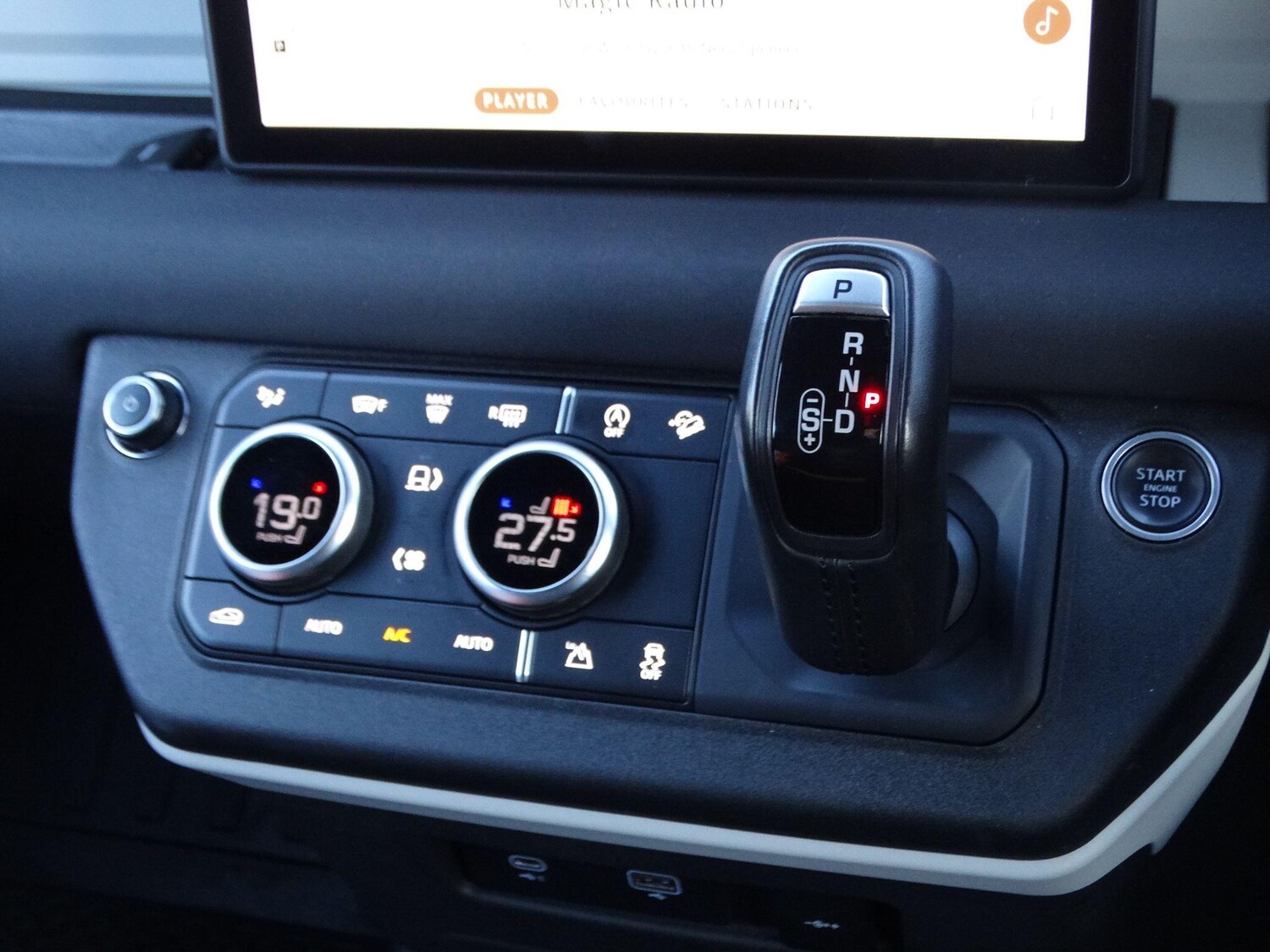 Used Land Rover Defender 2021 for sale - 77570459: Photo 35