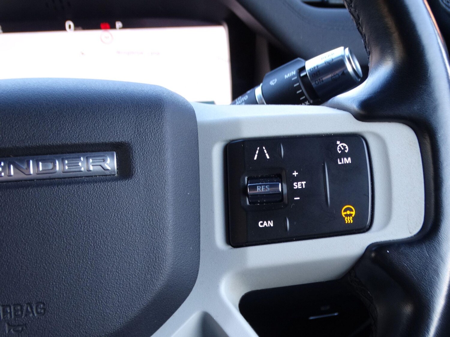 Used Land Rover Defender 2021 for sale - 77570459: Photo 37